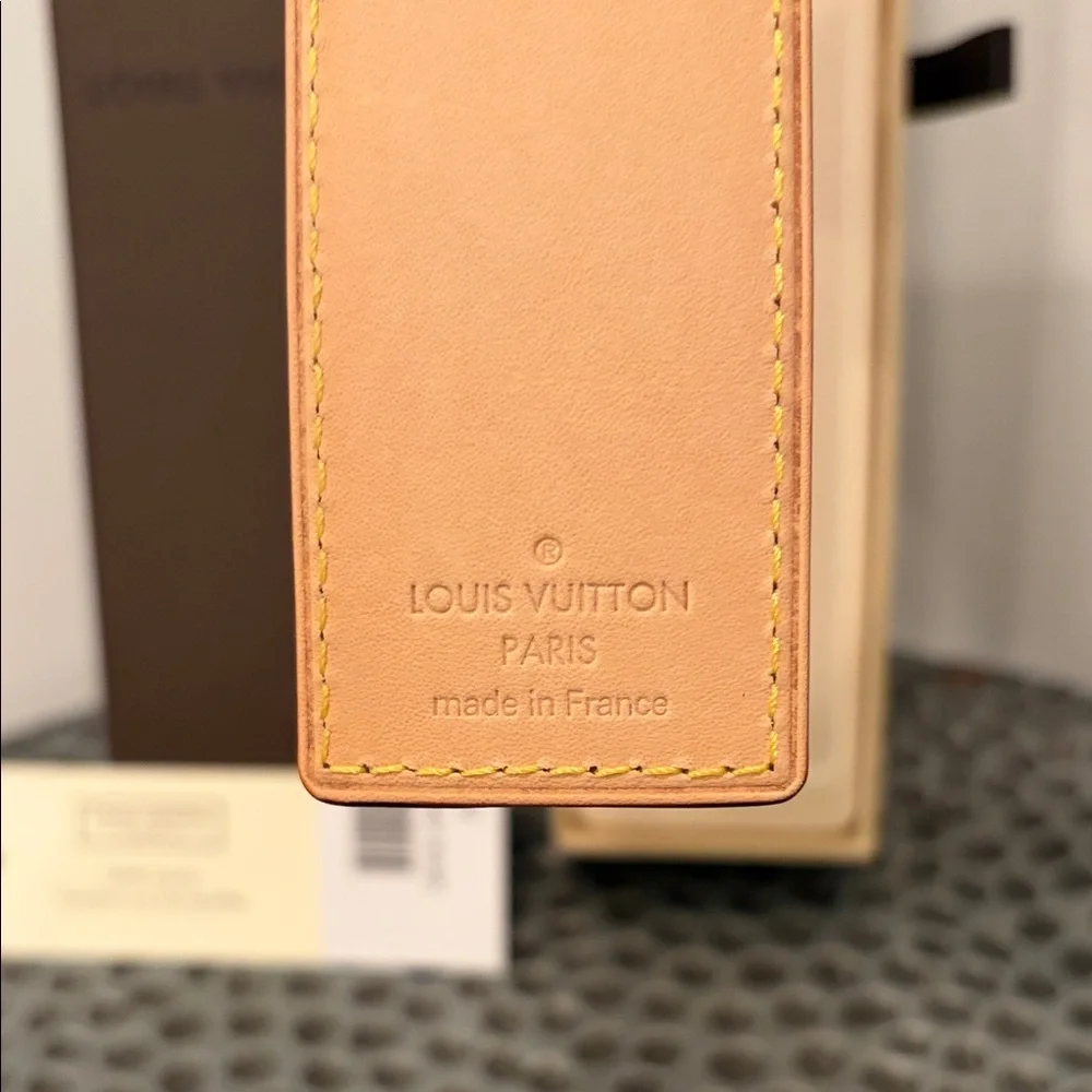SOLD NIB Louis Vuitton White Multicolor Monogram Murakami Leather Bookmark - Picture 2 of 4